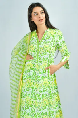 Chaitali Pocket Kurta Set