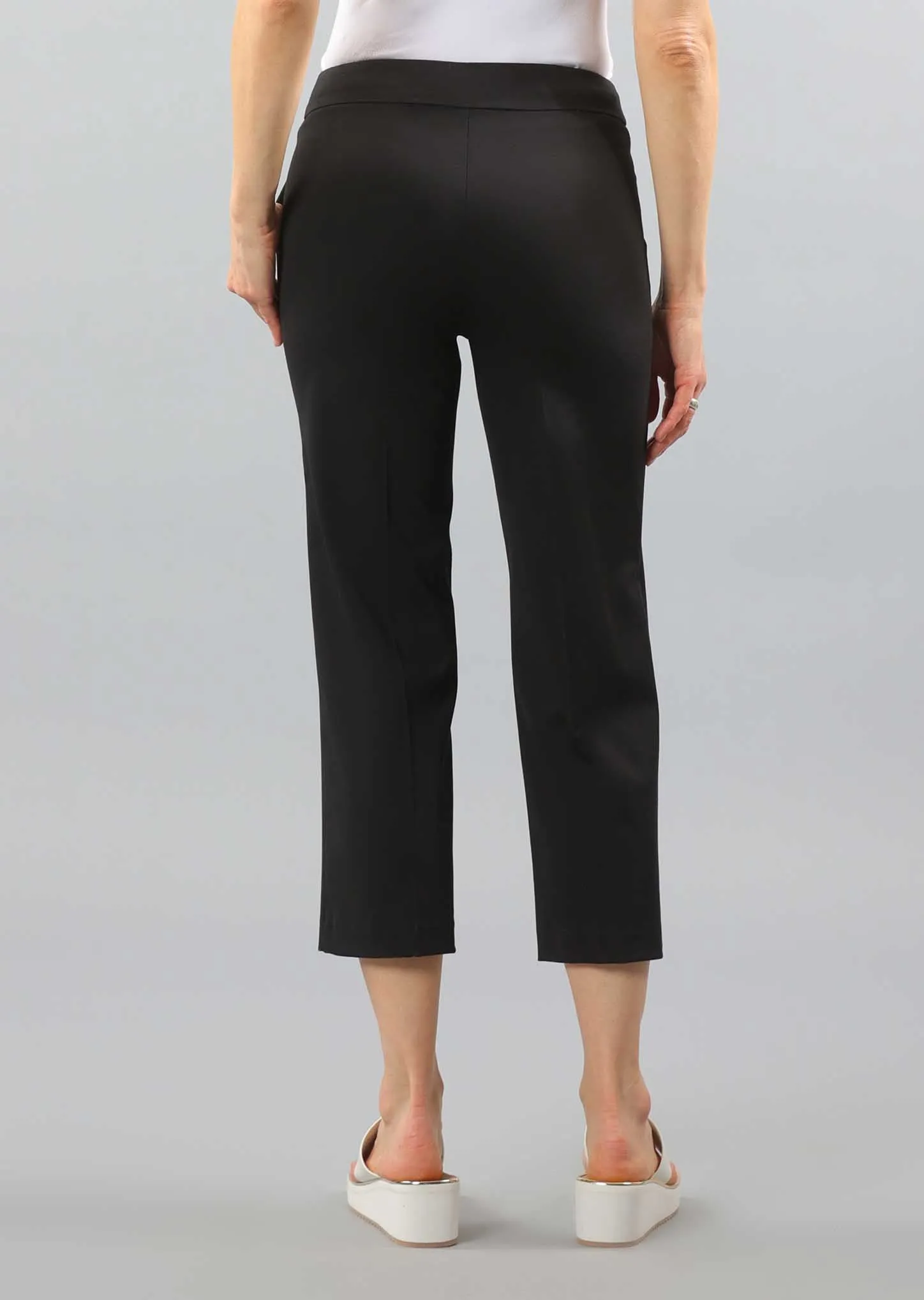 Kathryne Fabric 24" Crop Pant W/ Pockets